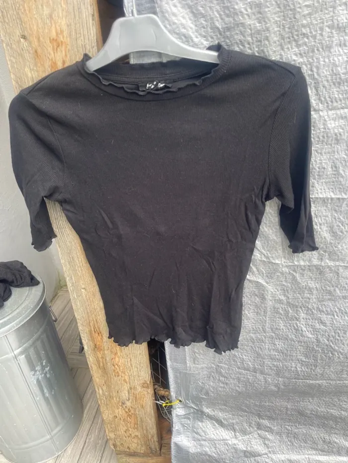 TEE shirt Jennyfer taille XS