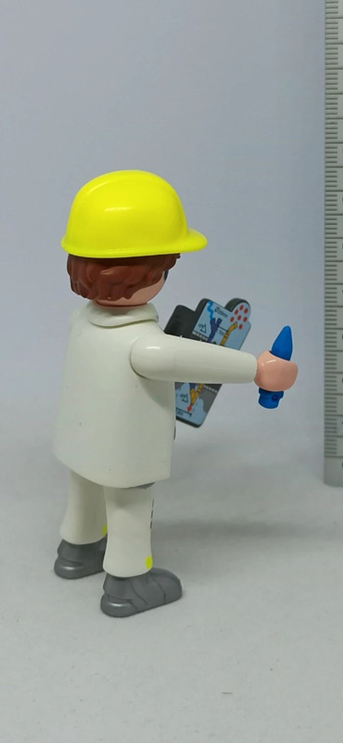 Homme ingénieur avec casque playmobil - photo numéro 3