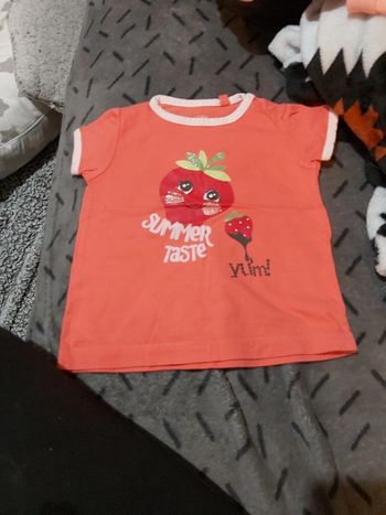 Tshirt taille 74cm 9 mois c&a