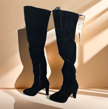 Magnifiques cuissardes à talons style daim