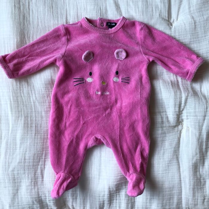 Lot de pyjamas en velours 1 mois - photo numéro 4