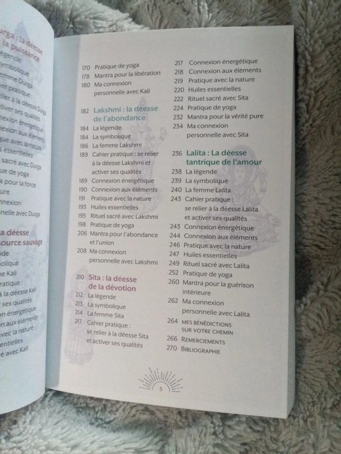 Livre yoga et rituels des 9 déesses - photo numéro 7