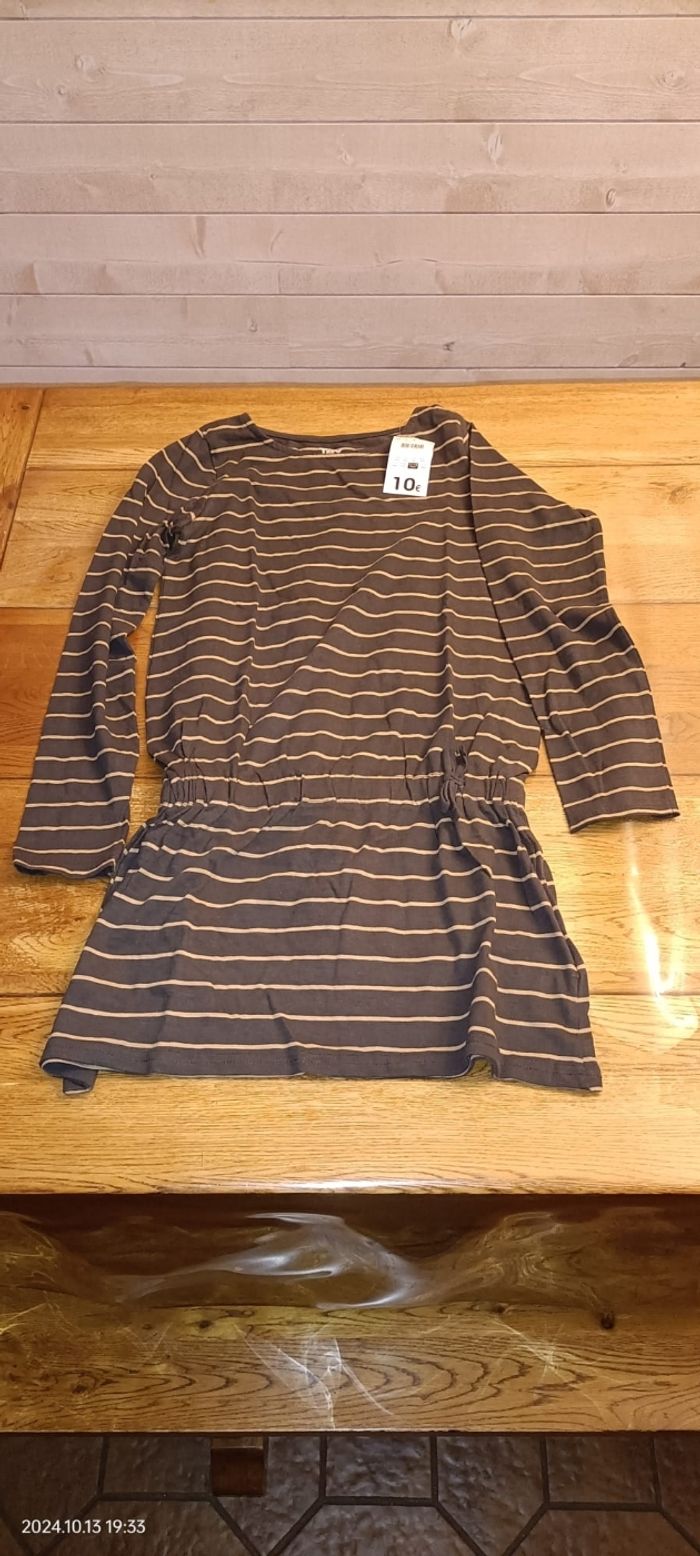 Lot de 3 robes - photo numéro 2