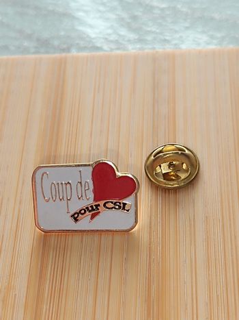 Pin's 🩷Coup de coeur pour CSL