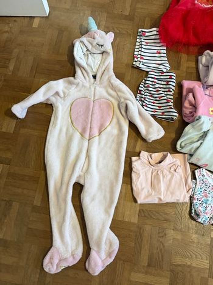 Lot 18 mois fille - photo numéro 3