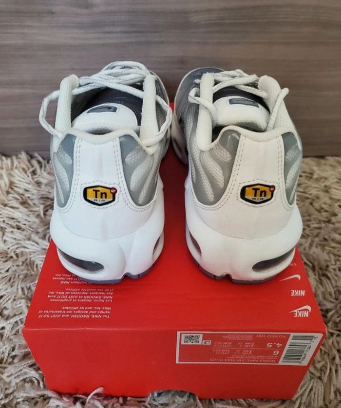 Basket Nike TN 36,5 Neuve - photo numéro 6