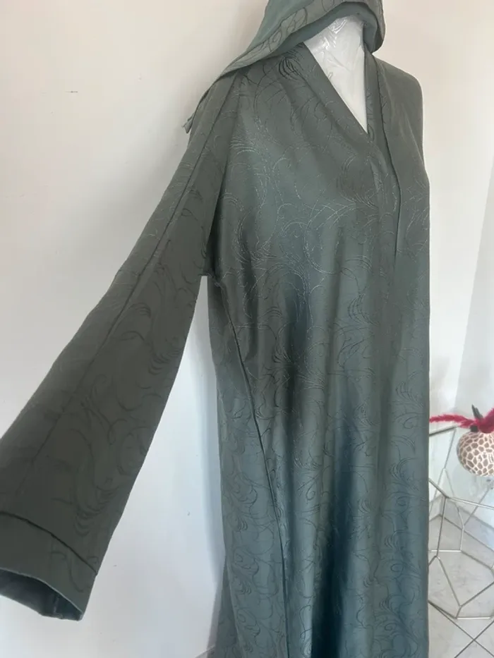 Robe verte émiratie grande taille neuve - photo numéro 3