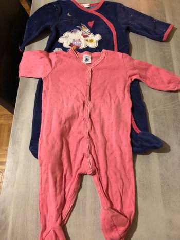 Lot deux pyjamas