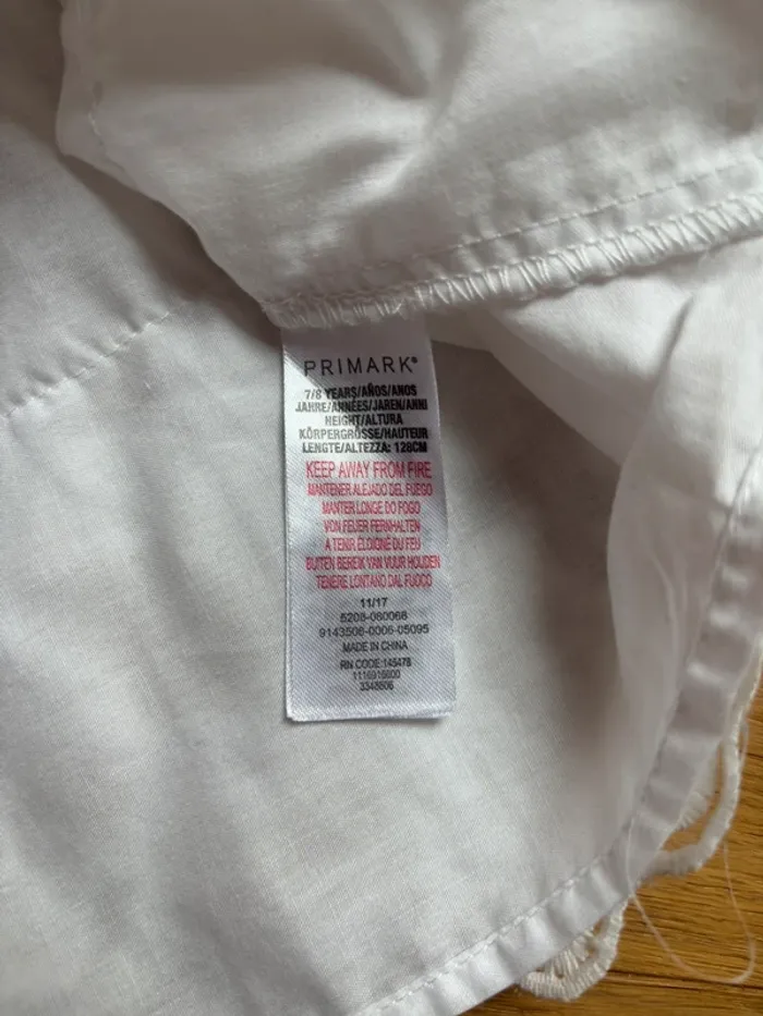 Robe Primark 7/8 ans - photo numéro 7