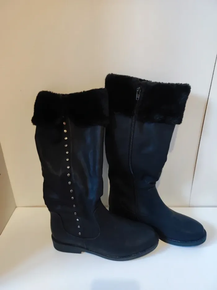 Bottes fourrées taille 38 - photo numéro 3