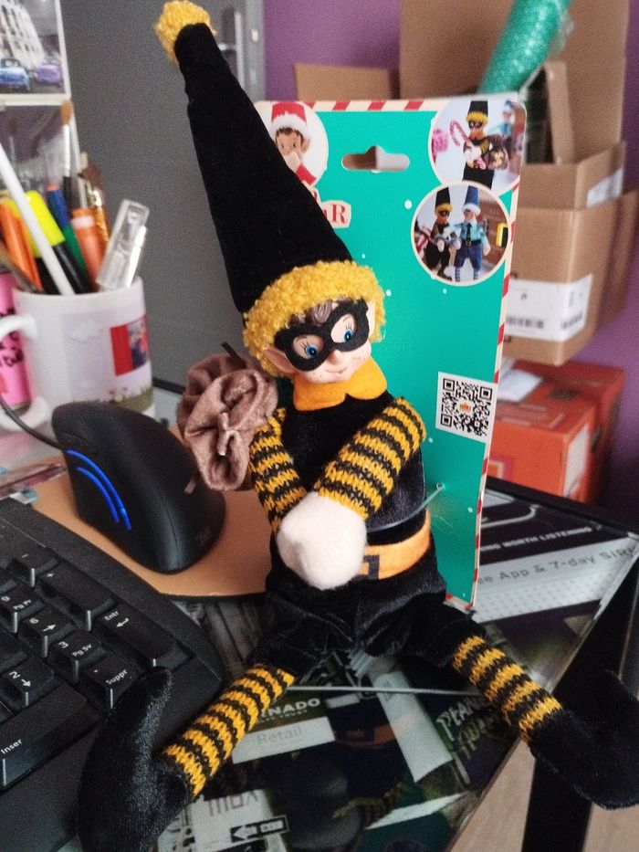 Lutin voleur farceur - photo numéro 2