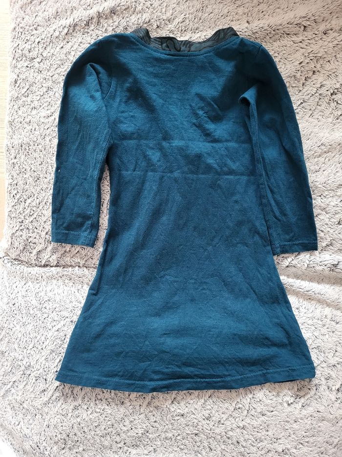 Robe 4/5  ans - photo numéro 2