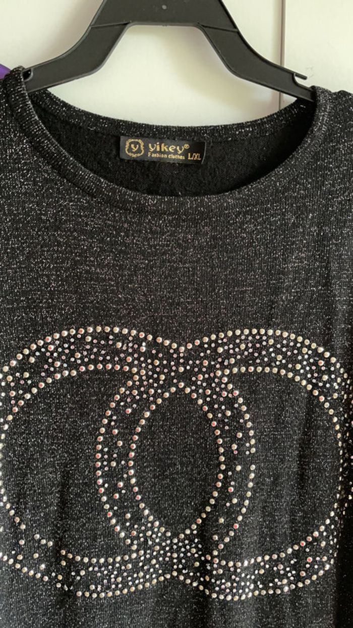Joli pull doré taille L/XL - photo numéro 2