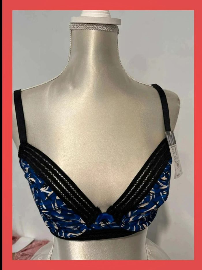 Petits prix :) Soutien-gorge - photo numéro 2
