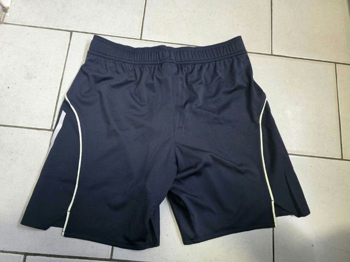 Short Réal Madrid - photo numéro 4