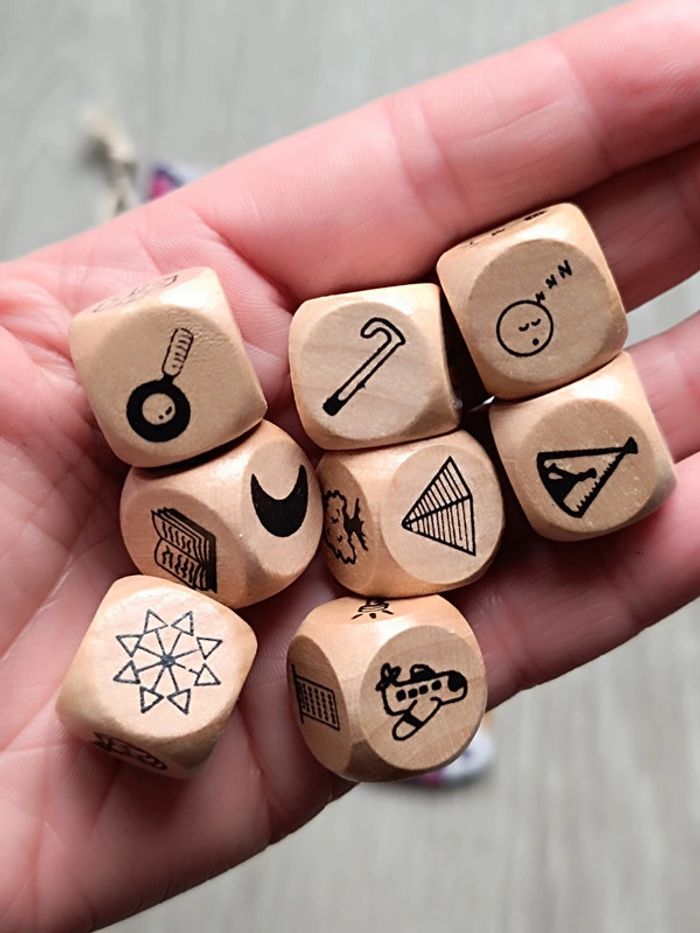 Jeu de dés pour histoires - photo numéro 3