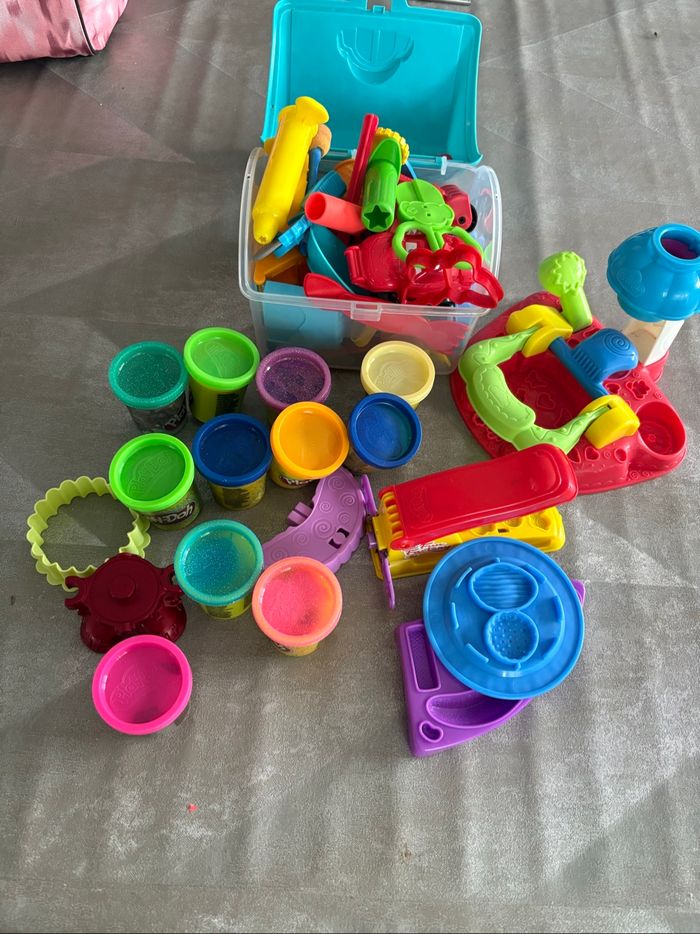 Lot pâte à modeler - photo numéro 4