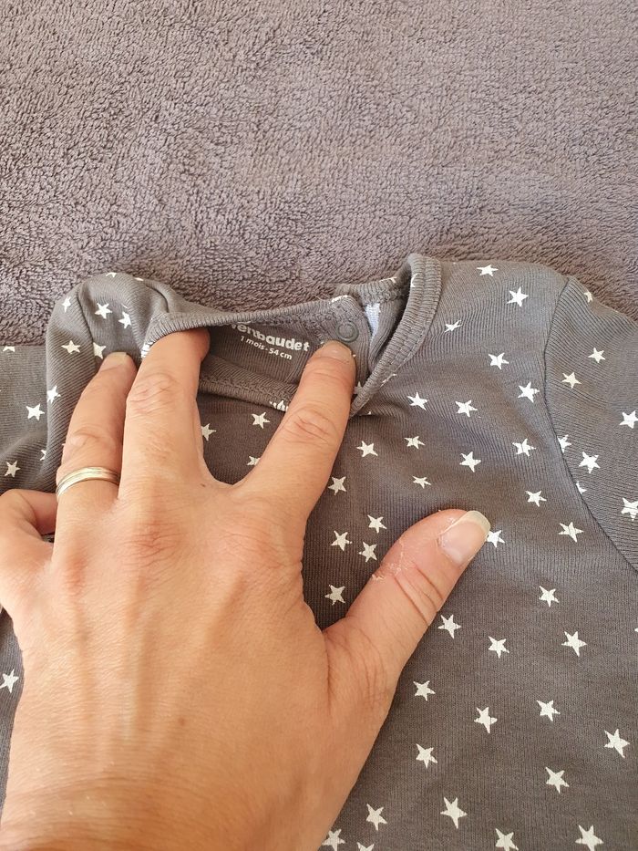 Lot ensemble bébé 1 mois fille garcon - photo numéro 6