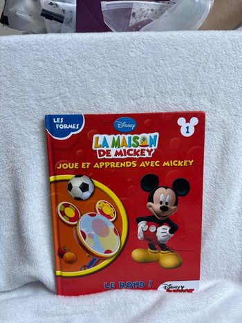 Livre la maison de mickey le rond
