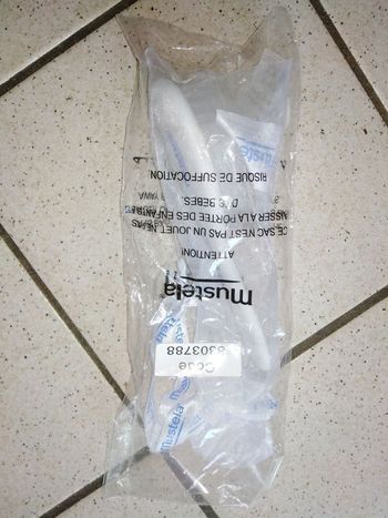 Brosse à cheveux pour bébé mixte neuve sous blister marque mustela, soin