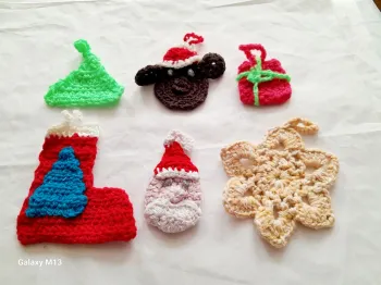 Lot de 6 suspensions pour sapin de Noël faites main au crochet