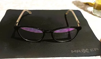 Monture Neuve Lunettes de vue Manoukian m04 C03 52-18-140