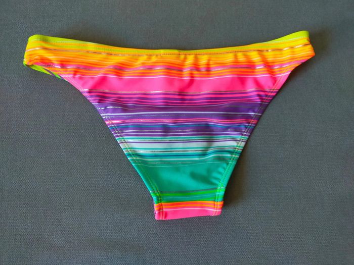 Bas de bikini multicolore fluo – Bikki Beach – Taille 38 (80) - photo numéro 2