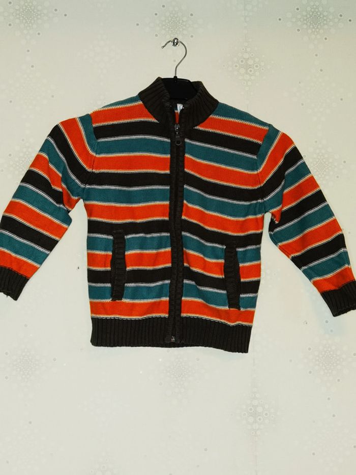 D3295 - gilet zippé garçon 6 ans