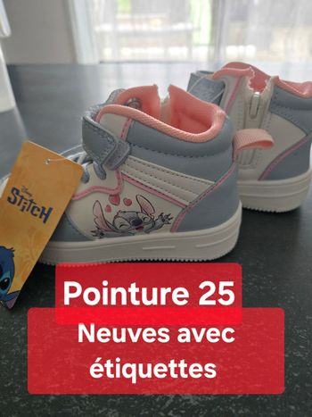 Basket Disney Stitch montantes avec fermeture éclair et scratch
