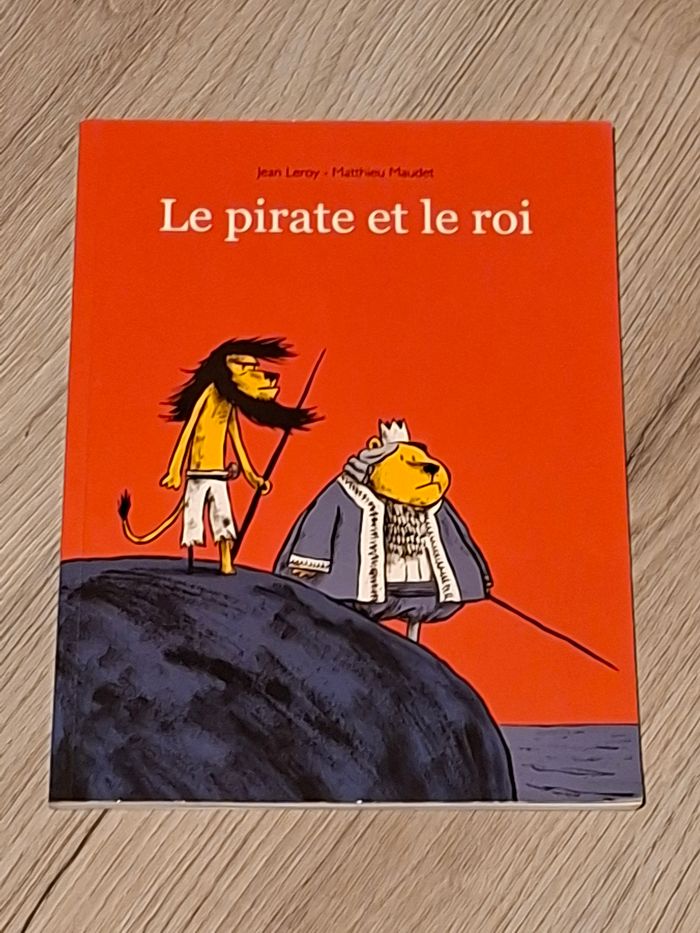 Livre " le pirate et le roi "
