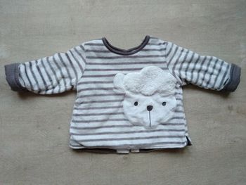 Pull ou sur pyjama, taille 6 mois