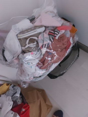 Lot vêtements bébé de naissance à 9 mois