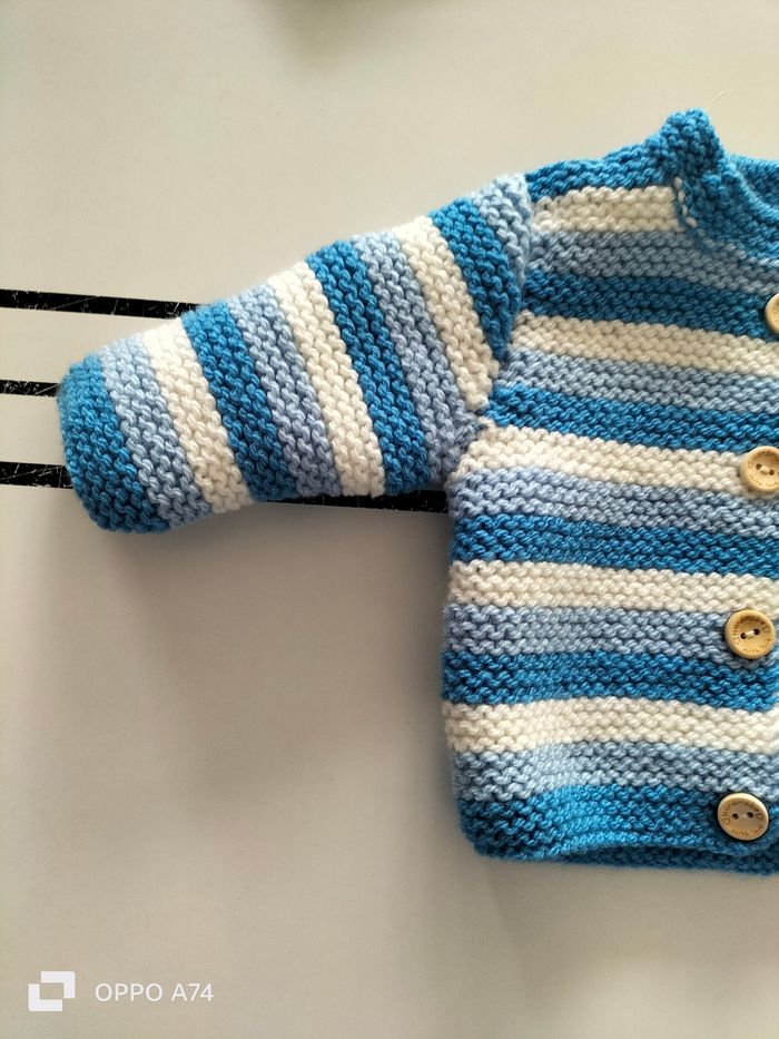Garçon 3 mois 🩵 Gilet en laine Tricolore - photo numéro 4