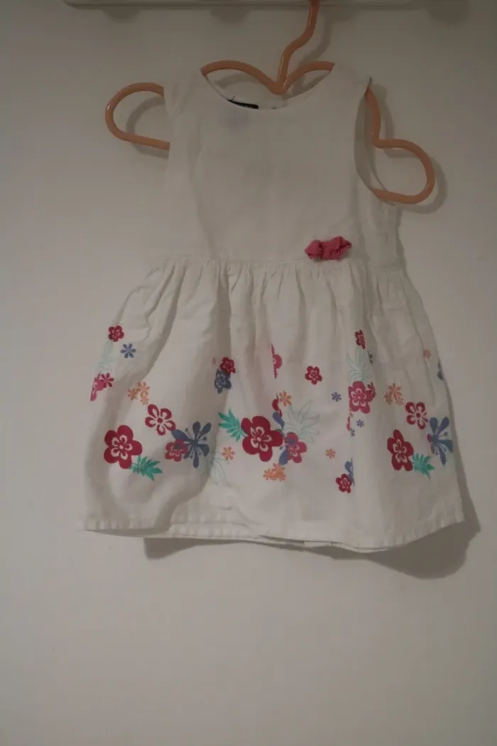 Lot robes été Kiabi 6 mois - photo numéro 3