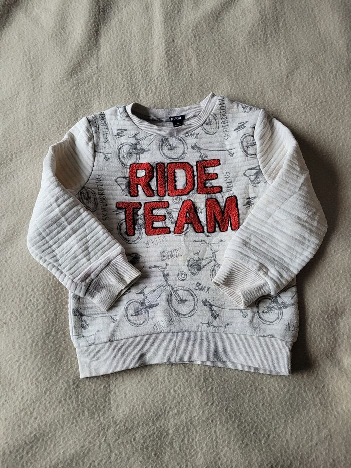 Pull kiabi 4 ans