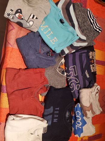 Lot pulls et pantalons 12 mois garçon 
