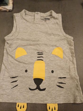 Tee shirt sans manche 23mois 86cm