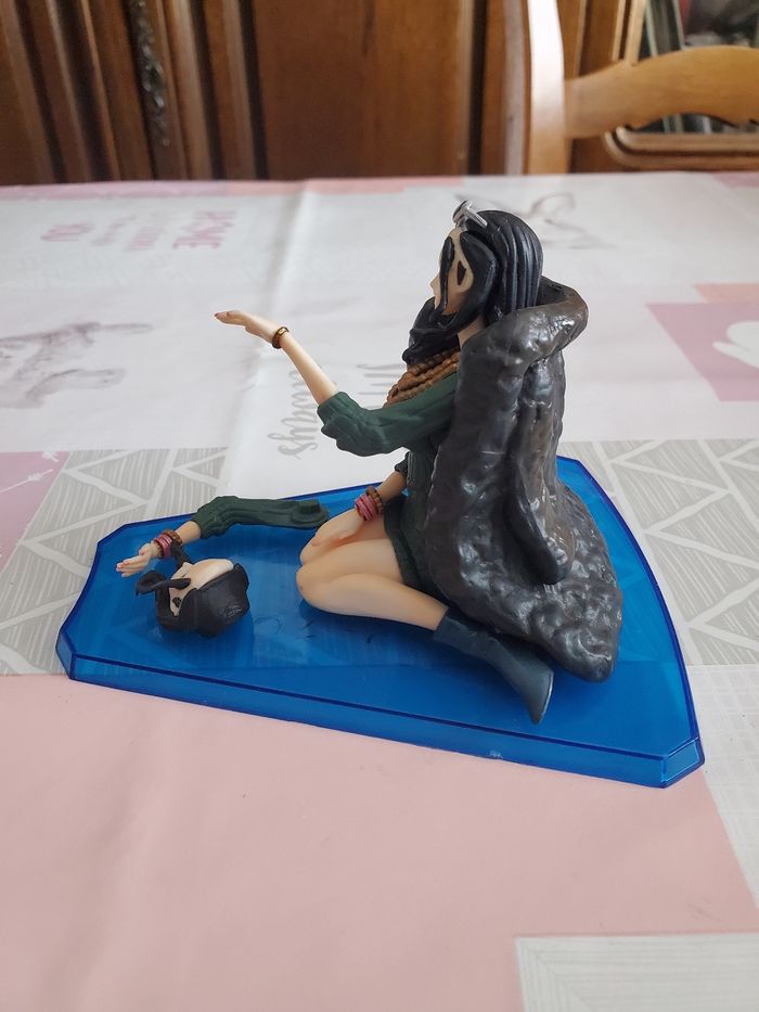 Figurine one piece  nico-robin - photo numéro 5