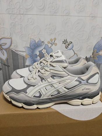 Asics GEL NYC Taille 43.5