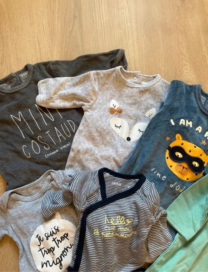 Lot vêtement 1 mois neuf - photo numéro 5