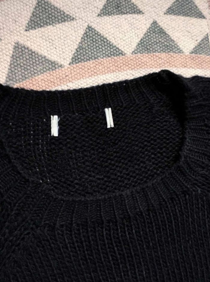 Pull Noir Doré - S/M oversize - Excellent état - photo numéro 7