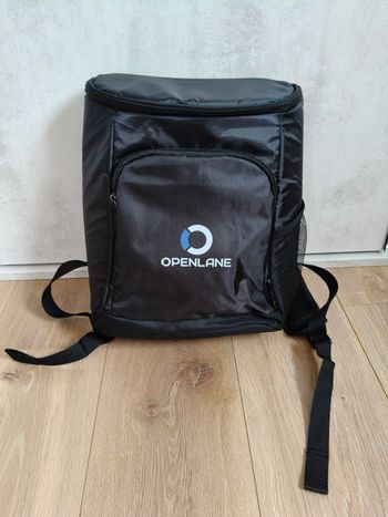 Sac à dos type glacière noir neuf 30x34 cm