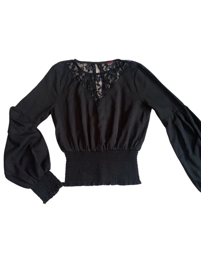 Top court noir dentelle taille xs