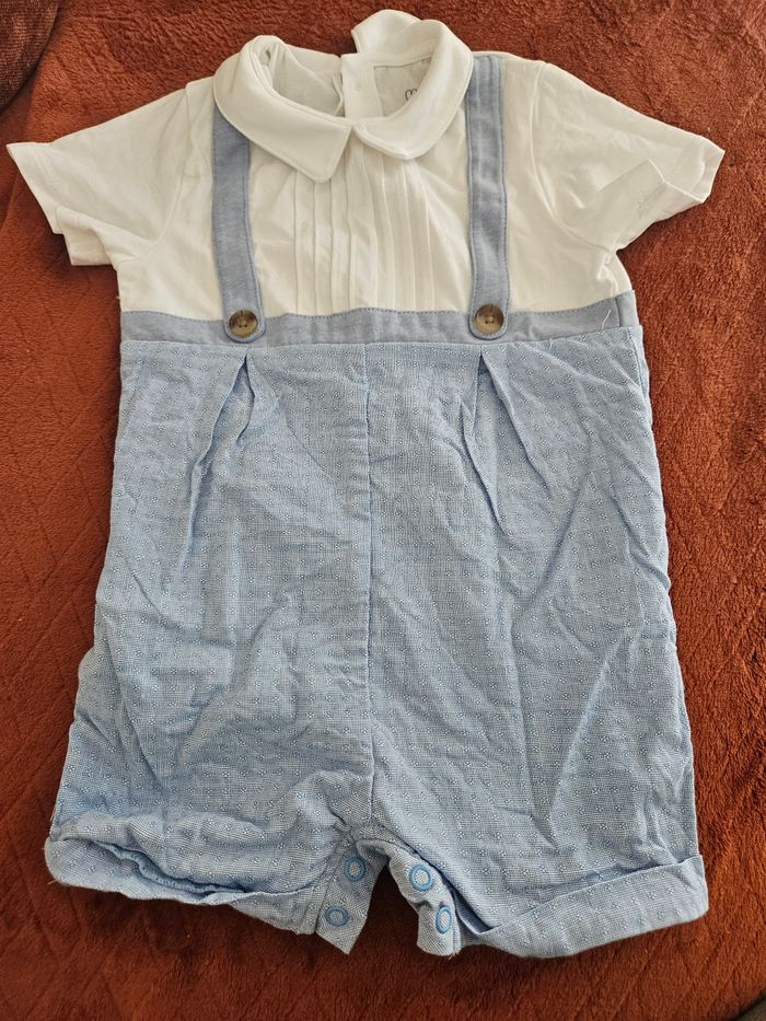 Tenue de cérémonie