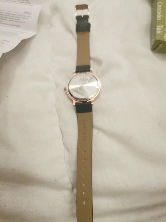 Montre femme - photo numéro 4