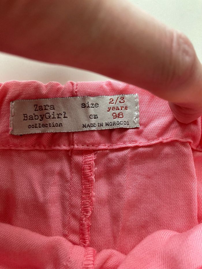 Pantalon tendance Zara taille 2/3 ans - photo numéro 2