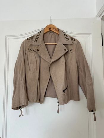 Perfecto en cuir retourné