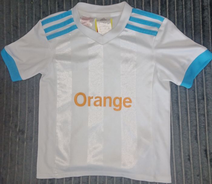 Tenue de foot blanche et bleu-ciel enfant - photo numéro 4