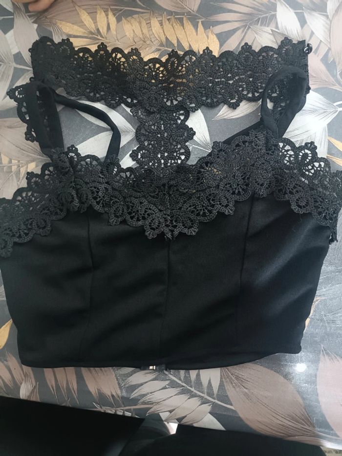 Croc top dentelle shein Xs - photo numéro 2