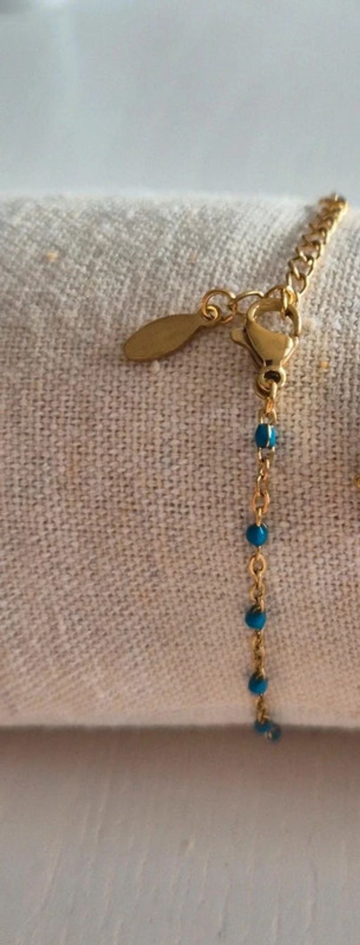 Lot de 2 bracelets dorée style gigi NEUFS
🌸 1 perles bleu canard et 1 turquoise - photo numéro 4